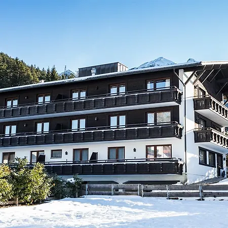 Solstein 3*